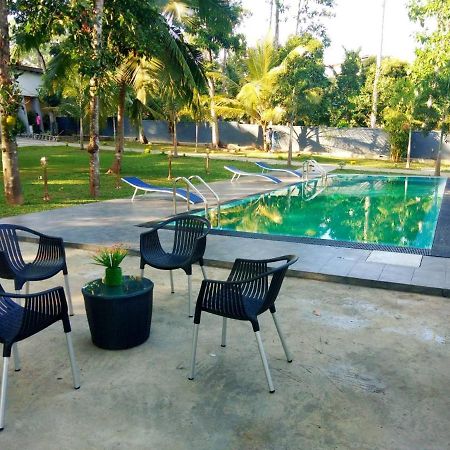 Temple Pond Villa Colombo Філяндала Екстер'єр фото