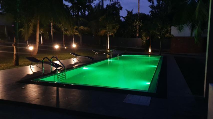 Temple Pond Villa Colombo Філяндала Екстер'єр фото